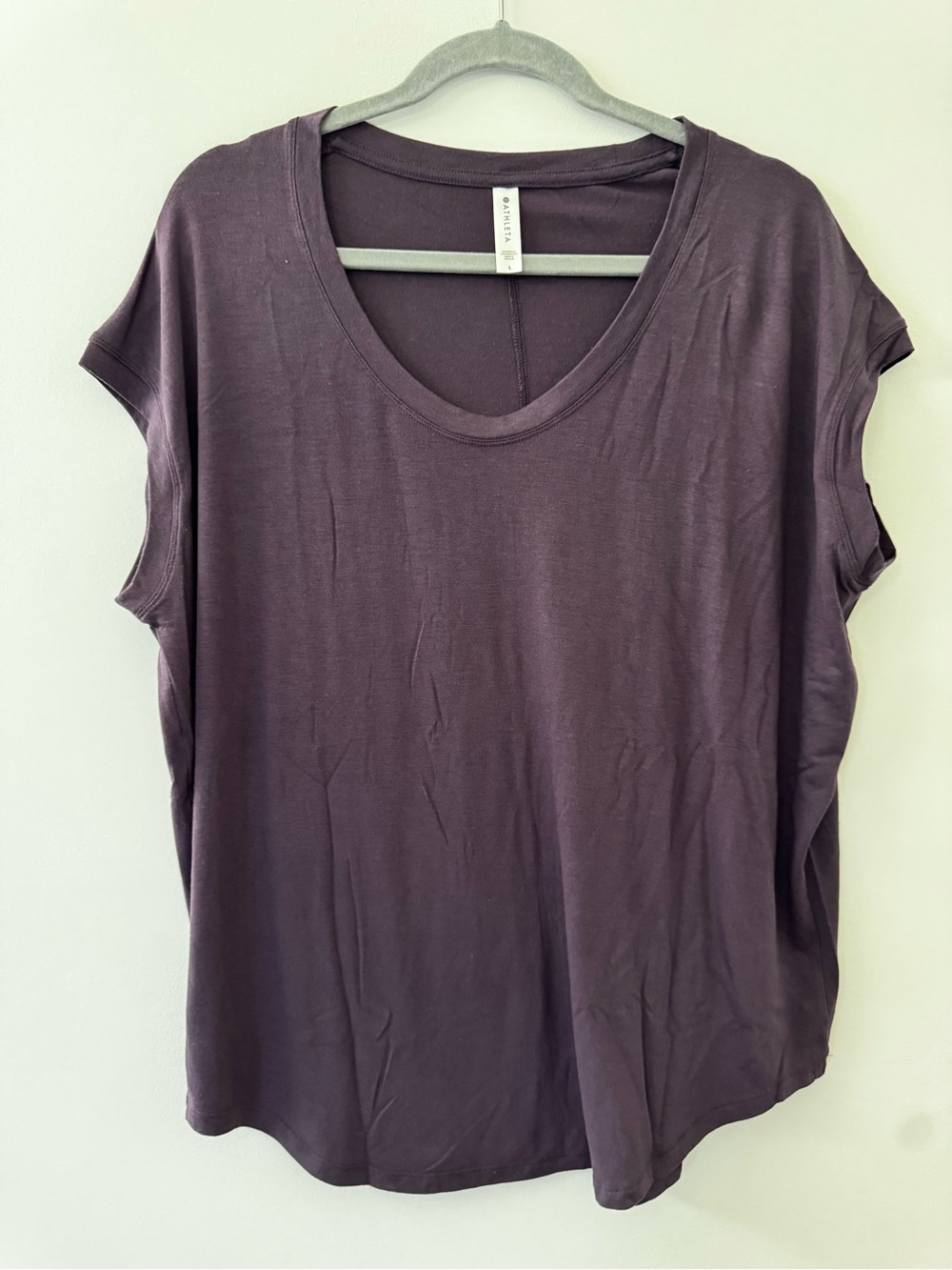 Athleta Scoop Neck Tee - Plum
